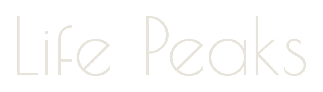 Life Peaks Logo White